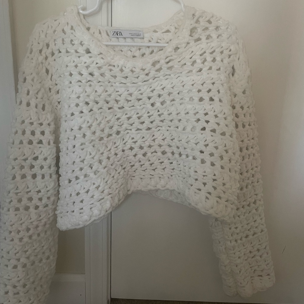 Zara crochet sweater